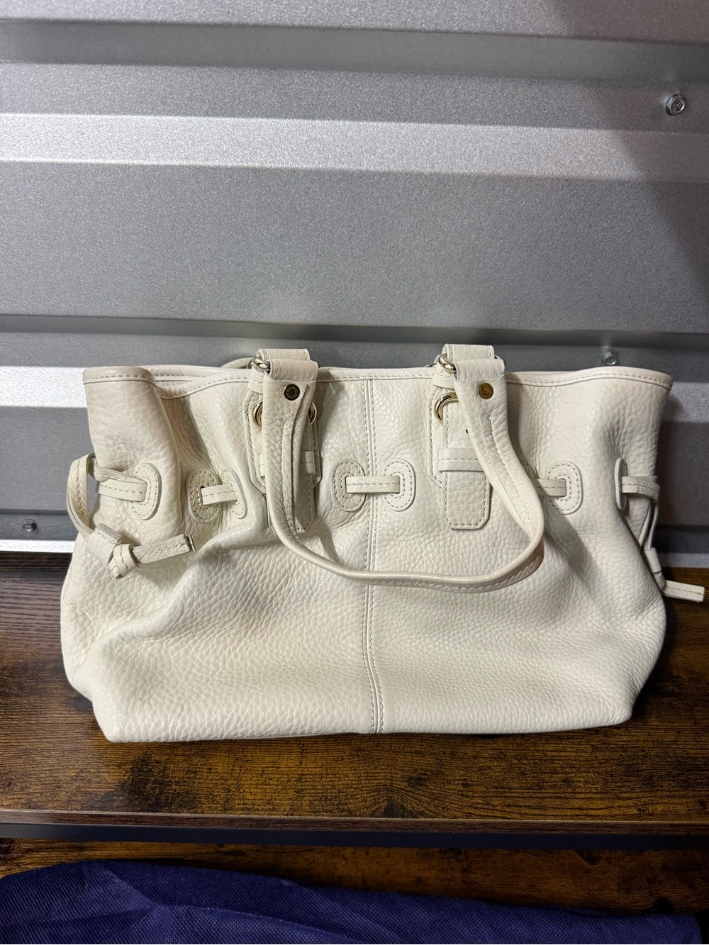 Dooney & Bourke CHIARA Hand Bag Purse White Pebble Grain Leather and Pink Great - Picture 3 of 10